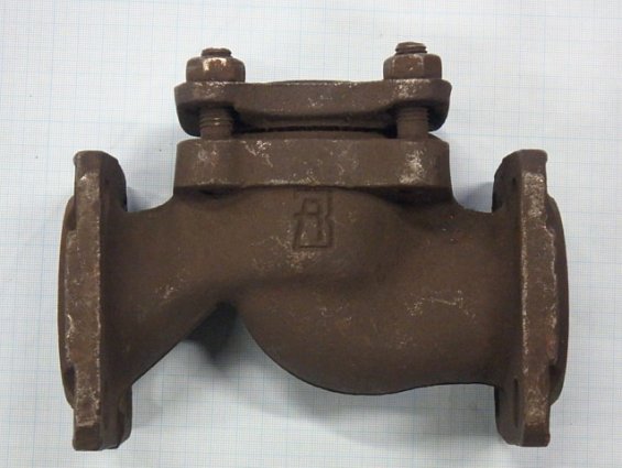 Клапан обратный 16кч9п Ду32 Ру25 чугунный подъемный фланцевый