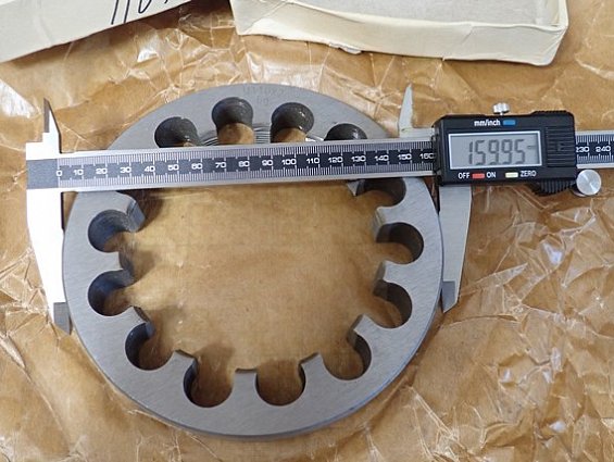 Плашка M110х2mm 6g Ф160х21mm