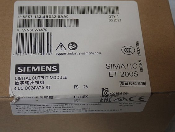 Модуль SIEMENS 6ES7 132-4BD32-0AA0 5штук в одной упаковке