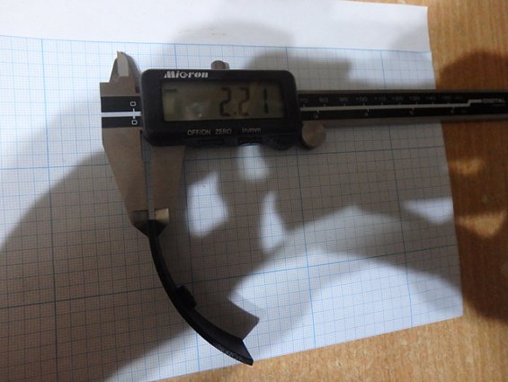 Направляющая поршня пневмопривода pom клипса защелка-сектор 63х20.4х2.3mm black PremiAir-025da