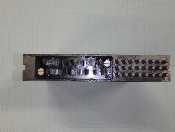 Прибор оптоэлектронный узкопрофильный Ф1760А 1-0-1mA вертикальный