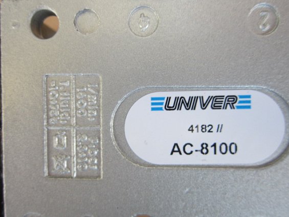 Пневмораспределитель пневмоклапан UNIVER AC-8100 ac8100