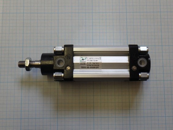 Пневмоцилиндр PNEUMAX 1320.32.0025.01 magnetic магнитный шток давление рабочее 1bar Pmax=10bar
