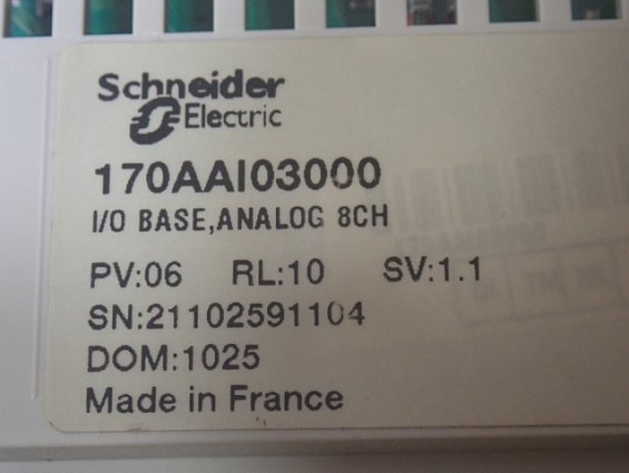 Модуль Schneider Electric 170AAI03000+170INT11000