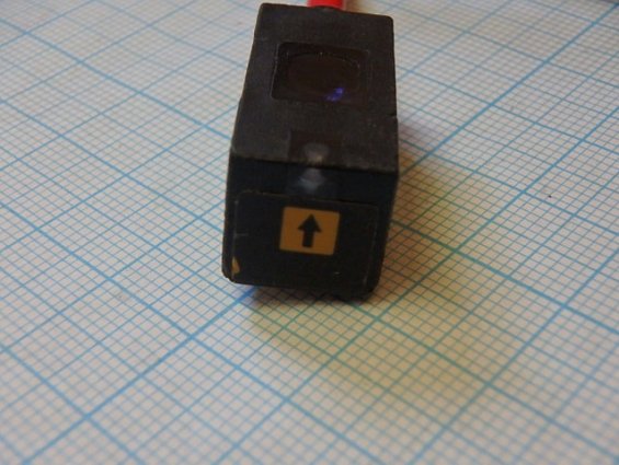 Датчик фотоэлектрический миниатюрный E3H-1L3 12 to 24 VDC OMRON (БУ)