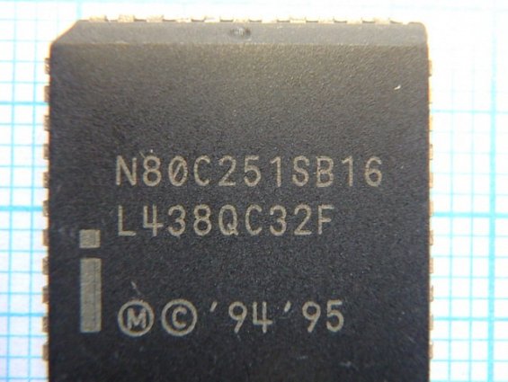 Микросхема n80c251sb16 n80c251sb-16 Intel PCLL