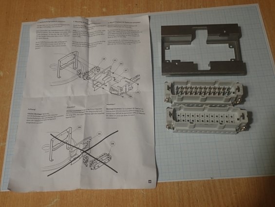 Комплект с рамкой разъем пароувлажнителя Defensor MK5 24-контакта 24-30кг/ч 1103640 1103832