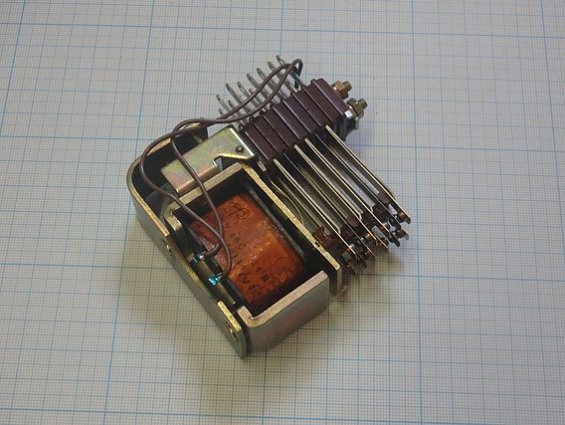 Реле МКУ48-С РА4.501.442 24в 1990г