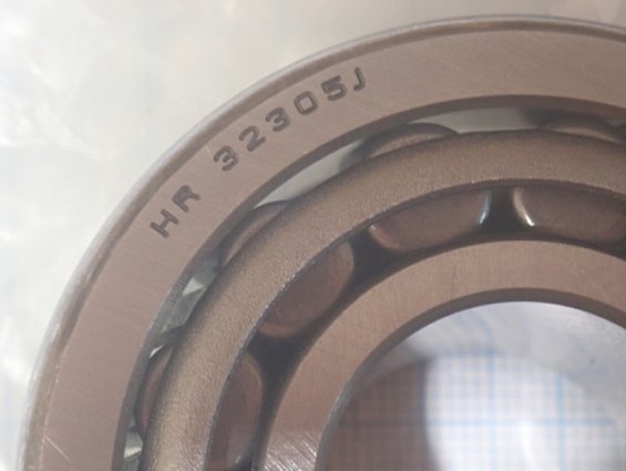 Подшипник NSK HR32305J JAPAN БЕЗ КАРТОННОЙ ОРИГИНАЛЬНОЙ УПАКОВКИ
