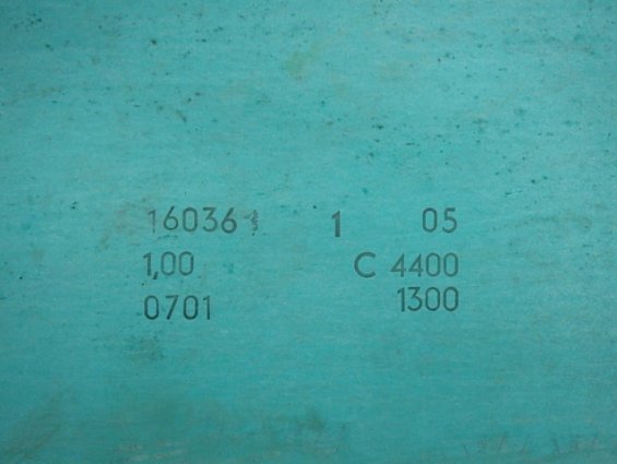 Уплотнительный материал KLINGERSIL КЛИНГЕРСИЛ c-4400 1.0мм 1.0х2000х1500мм с небольшим дефектом