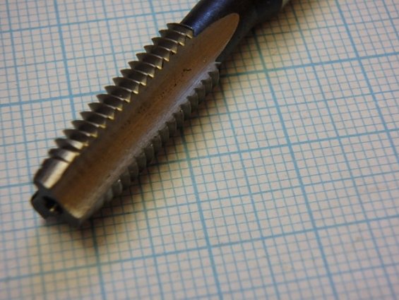 Метчик М8х1.25 Р6М5 ВиЗ машинно-ручной одинарный сквозной ГОСТ3266-81