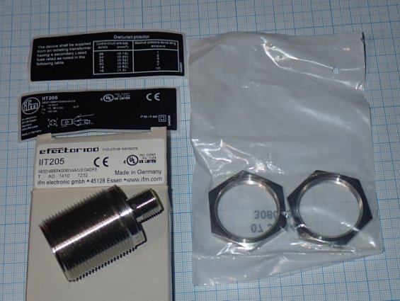 Индуктивный датчик ifm IIT205 IIB3014BBPKG/M/V4A/US104DPS Made in Germany
