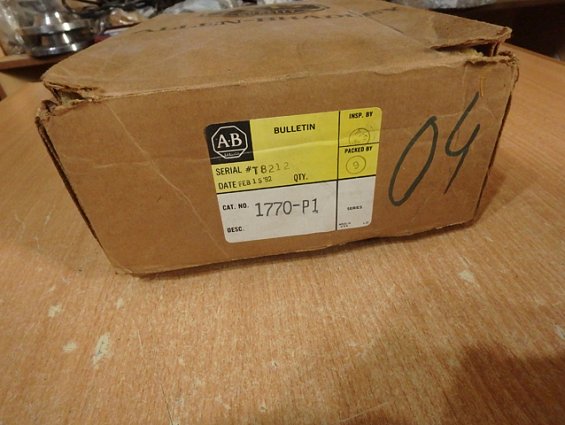 Блок питания Allen-bradley POWER SUPPLY 1770-p1 t8212 120vac 220/240vac 105-125vac 205-250vac