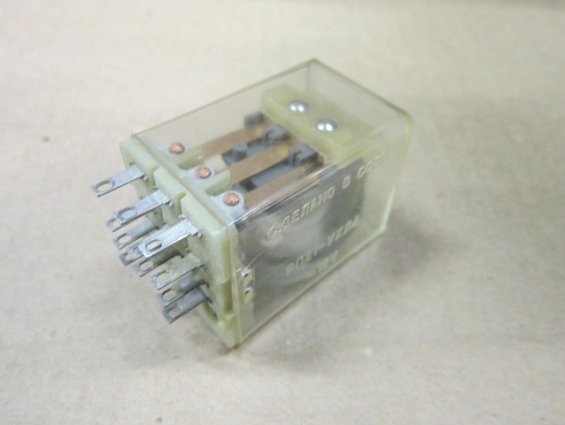 РП21М-УХЛ4 12V 50Гц переменный ток реле промежуточное три перекидных контакта