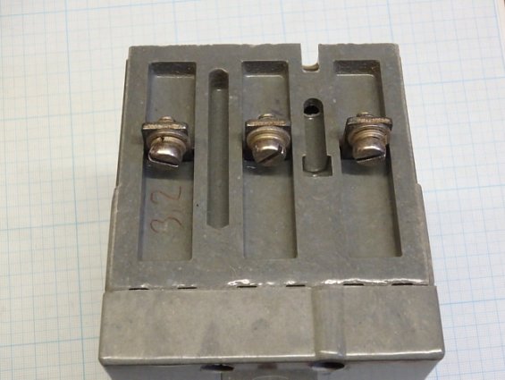 Выключатель автоматический АК63-3М У З ~500V Номинальный ток расцепителя 3,2A ОТС.Уставка Iн.12А.