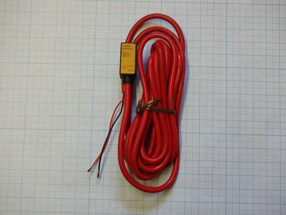 Датчик фотоэлектрический миниатюрный E3H-1L3 12 to 24 VDC OMRON (БУ)