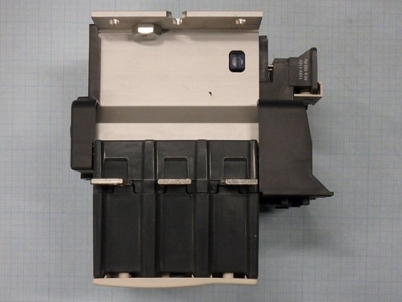 Контактор Telemecanique TeSys LC1-F115 LC1F115F7 SQUARE-D 3p 115A 40-400Hz 50kW 3НО