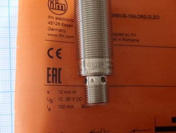 Датчик индуктивный ifm IGS209 IGkC012-ASkG/m/US-104-DRS/2LED inductive sensors ifm electronic gmbh