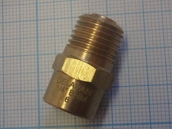 Форсунка DELAVAN nozzle bnm 1/4 bsp-6 brass 1/4" латунь угол распыления 60-70градусов