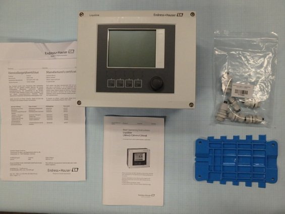 Вторичный измерительный преобразователь Endress+Hauser Liquiline CM442-AAM1A2F010A