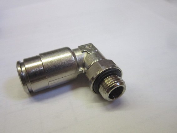 Фитинг цанга угловой 8522 8-1/8 код-50-8522-0856 камоцци camozzi италия