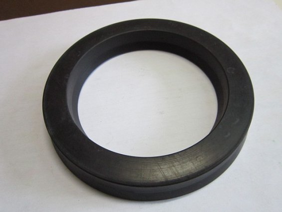 Манжета 3-125х95-3 ГОСТ 14896-84 уплотнительная резиновая