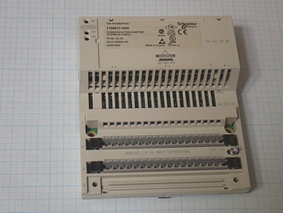 Модуль Schneider Electric 170AAI03000+170INT11000