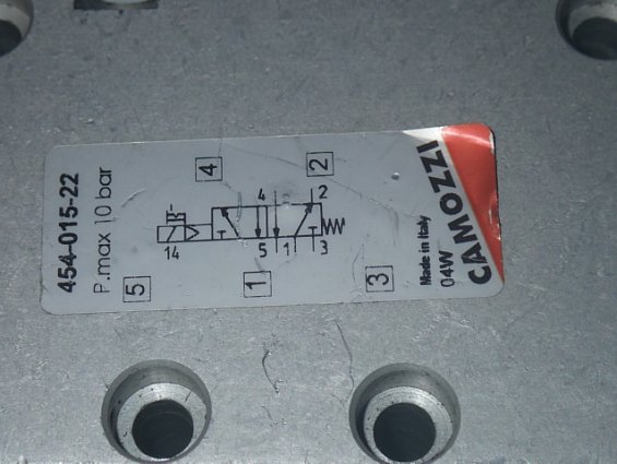 Распределитель электропневматический camozzi 454-015-22 БЫВШИЙ В УПОТРЕБЛЕНИИ ТЕХНИЧЕСКИ ИСПРАВЕН