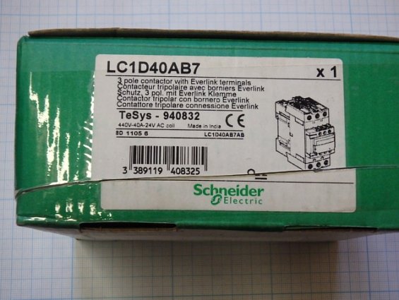Контактор Schneider Electric LC1D40AB7 940832 + КОНТАКТ ZB2-BE101