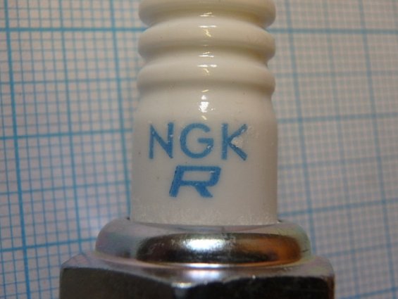 Свеча зажигания BPR5ES 7422 NGK ЯПОНИЯ