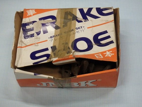 Колодки тормозные барабанные FN4434 JNBK 4шт комплект на два передних колеса