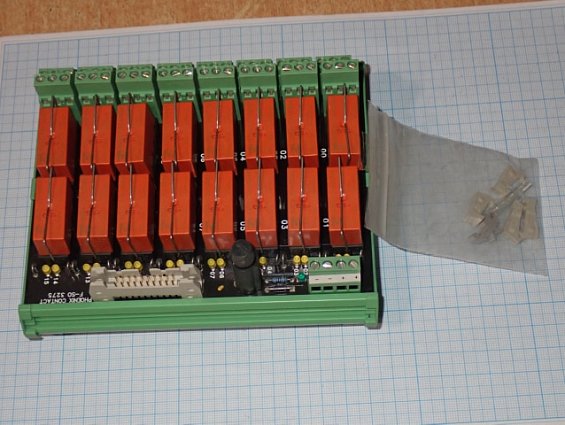 Интерфейс PHOENIX CONTACT UM-16R-G24/21/PLC/F-SO3275 5736971 16-релейных выходов