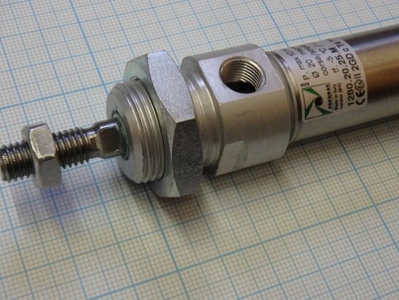 Мини пневмоцилиндр pneumax 1280.20.25.m 1280.20.0025.m Ф20 ход 25мм магнит Pmax 10bar -5..