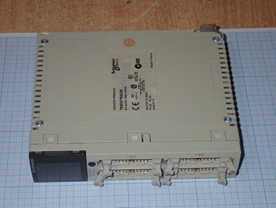 Контроллер Schneider Electric TSXDEY64D2K Made in France БЫВШИЙ В УПОТРЕБЛЕНИИ ТЕХНИЧЕСКИ ИСПРАВЕН Г