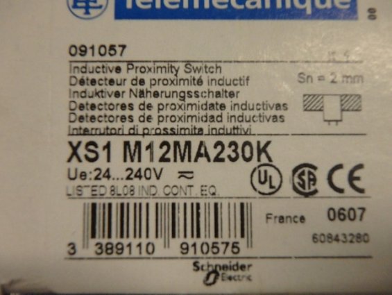 Выключатель бесконтактный датчик приближения индуктивный xs1m12ma230k Telemecanique ФРАНЦИЯ