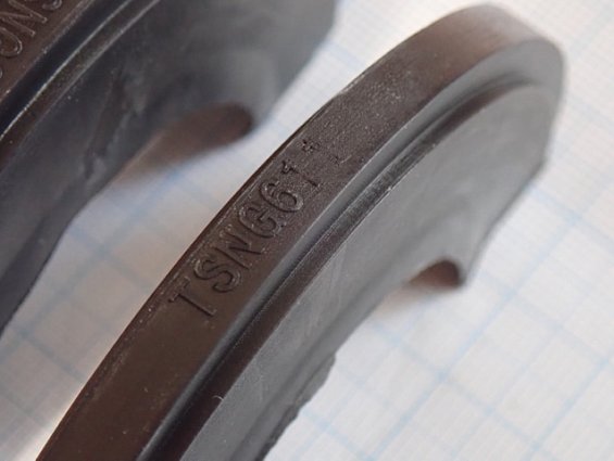 Уплотнение корпуса TSNG611 комплект из четырех резиновых вкладышей