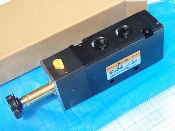 Распределитель E.MC V5231-08-WX без катушки