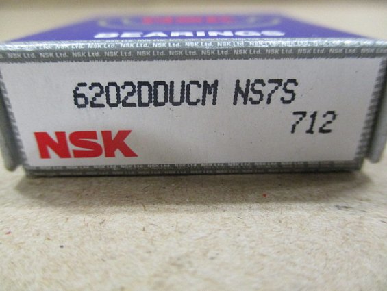 Подшипник NSk 6202ddUcm JAPAN закрытый с обеих сторон