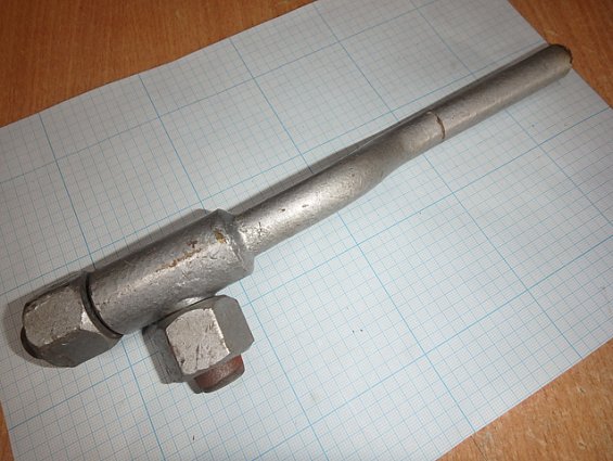 Трубка импульсная стальная тройник вентильного блока L=240мм М22х1.5-2шт Ру160