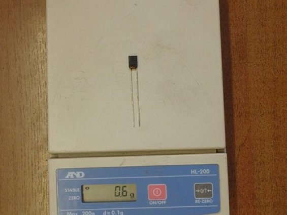 Термопредохранитель thermal fuse X22 UMI 3A +115C 250V AC250V/3A thermal cutoff radial type