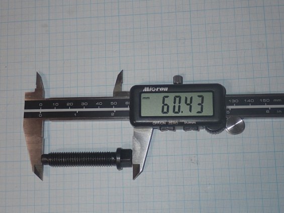 Винт установочный М10х50 DIN480 ГОСТ1486-84 с квадратной головкой буртиком и закругленным концом
