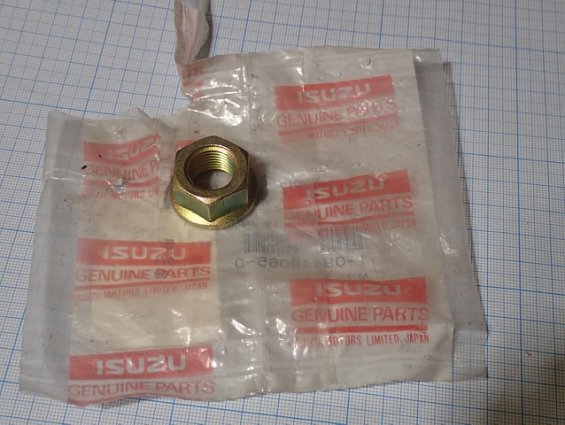 Гайка ISUZU 1-09449065-0 MADE IN JAPAN