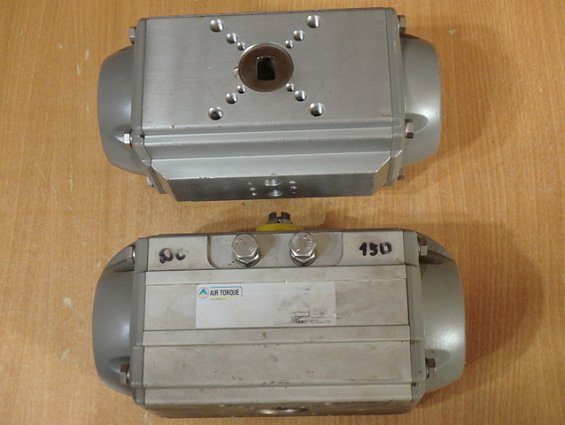 Пневмопривод БЫВШИЙ В УПОТРЕБЛЕНИИ AIR TORQUE pt300b-d-a F05+F07+F10-N-ch13х19.1 8bar