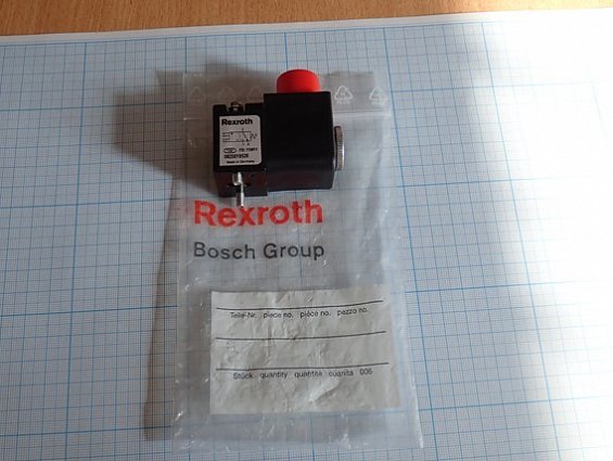 Пневмораспределитель Rexroth 0820019526 с катушкой 1824210223 48V 50Hz 24VDC