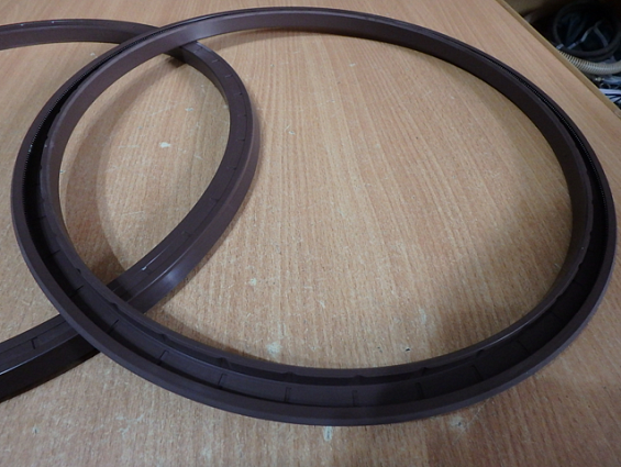 Манжет сальник армированный 342-380-16mm 342х380х16mm тип ISC fkm фторкаучук viton сальник