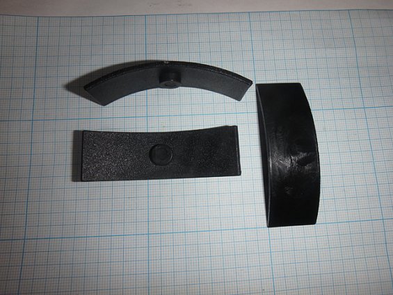 Направляющая поршня пневмопривода pom клипса защелка-сектор 63х20.4х2.3mm black PremiAir-025da