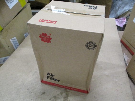 Фильтр воздушный Sakura a-1039 mitsubishi me017242 p500014 a1387 fa1039 дизельного двигателя