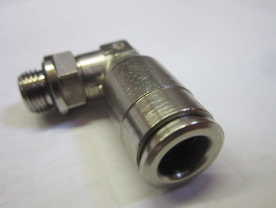 Фитинг цанга угловой 8522 8-1/8 код-50-8522-0856 камоцци camozzi италия