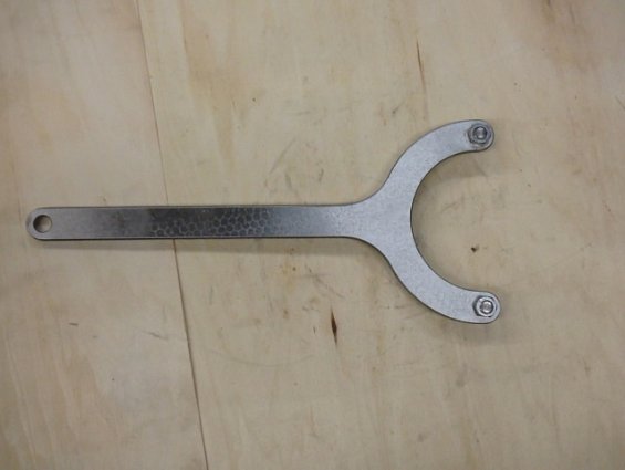 Ключ верхней крышки контргайки внутренней CPM 7930-8 5751700 Locknut Inner-7900 ролика гранулятора с