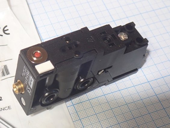 Клапан Parker PS1-E111 12000502 64331003 240V max Pmax 8bar MADE IN FRANCE